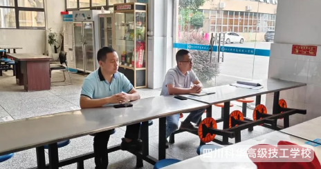 科华安全 | 凝心聚力保食安,压实责任促提升——2025年秋学期第一次食堂管理工作会