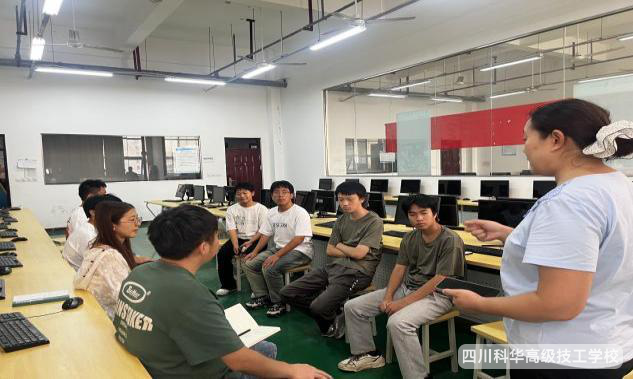 科华快讯 | 聚焦职校技能竞赛,看我校师生如何备赛展风采