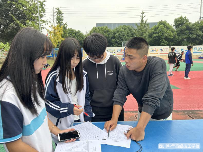 科华快讯 | 凝聚青春力量，激扬篮球热血——2025秋学期校园篮球赛开幕