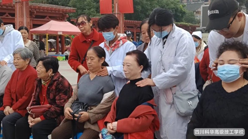 科华团委|情暖重阳 志愿同行——我校开展重阳节系列志愿服务活动